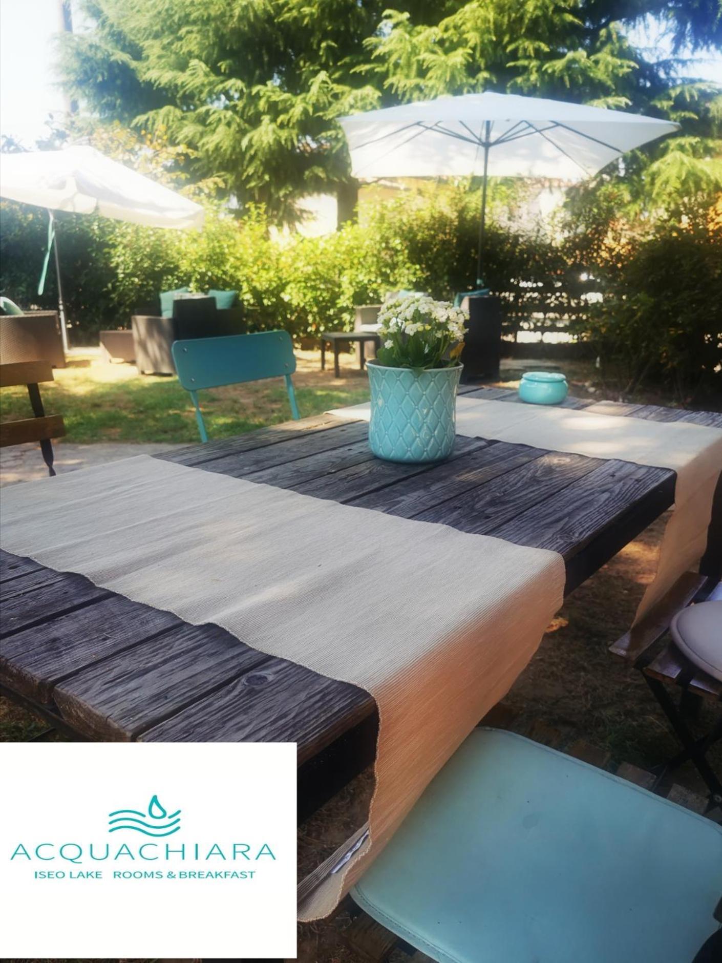 Acquachiara Iseo Deluxe Bed & Breakfast Iseo Center With Garden And Parking Inside Foresteria Kültér fotó