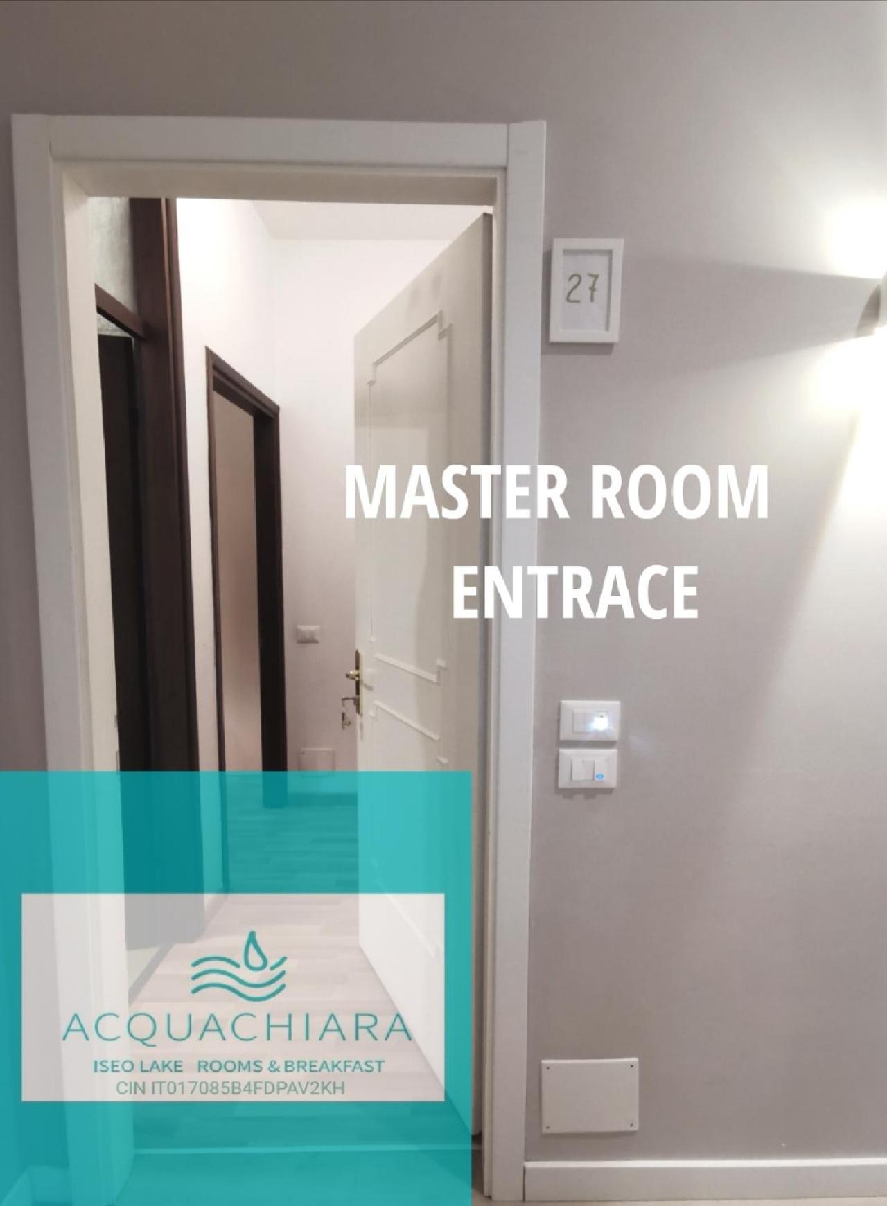 Acquachiara Iseo Deluxe Bed & Breakfast Iseo Center With Garden And Parking Inside Foresteria Kültér fotó